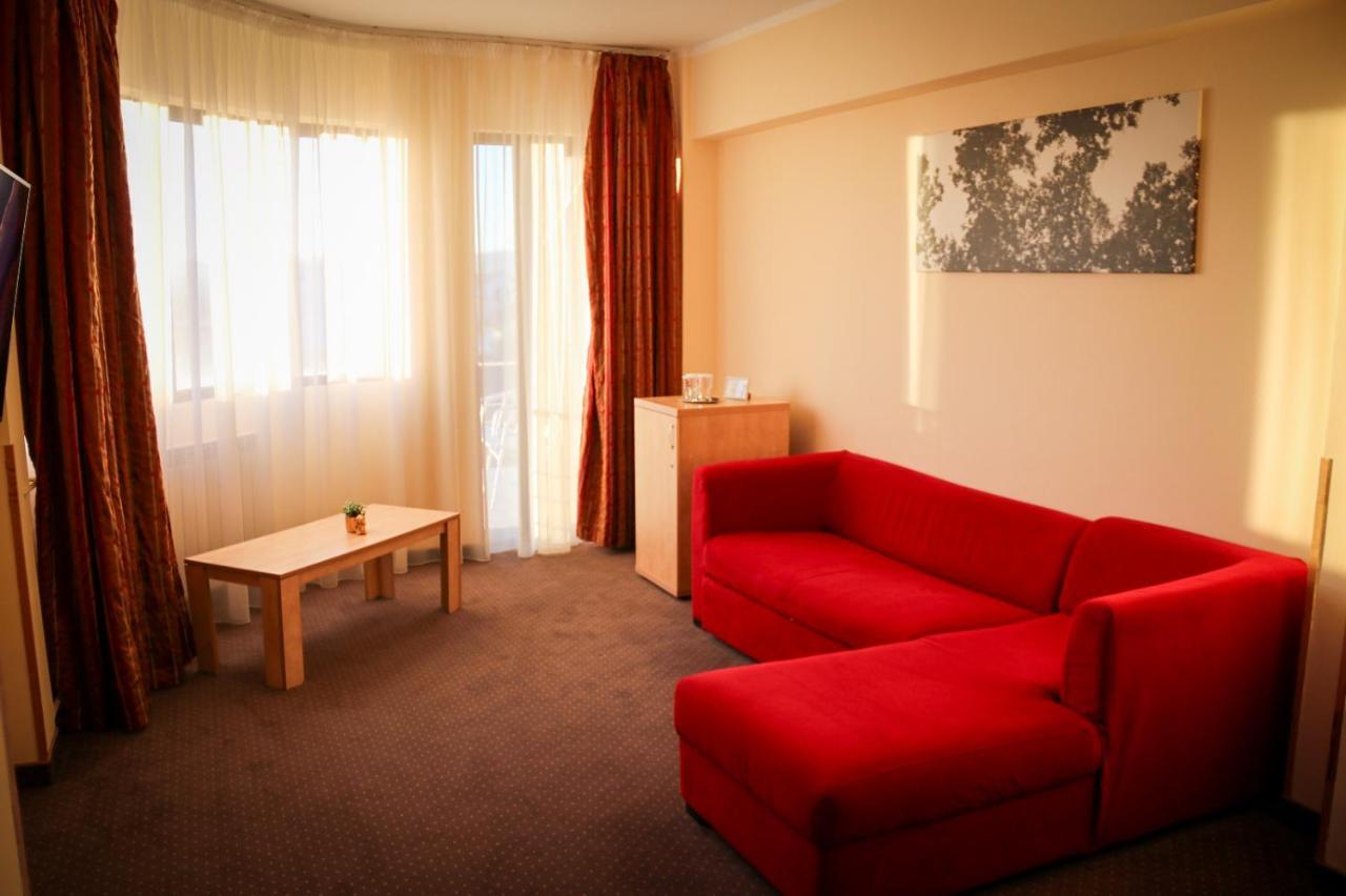 Hotel Clipa Drobeta Turnu Severin Exteriér fotografie
